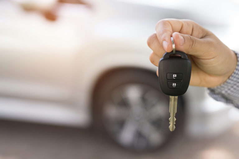 broken car key replacement in east saint louis, il.